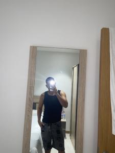 613637662: Chico busca chica en Pontevedra