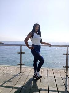 613346532: Chica busca chico en Barcelona