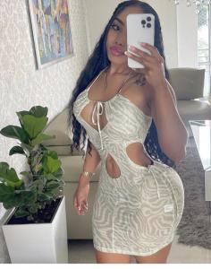 624265121: Chica busca chico en Gerona