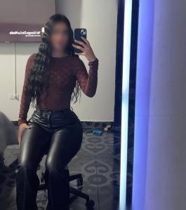 613336767: Chica busca chico en Pontevedra
