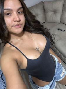 615798443: Chica busca chico en Tarragona