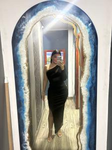 615798443: Chica busca chico en Tarragona