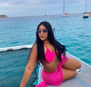 612240991: Chica busca chico en Ibiza