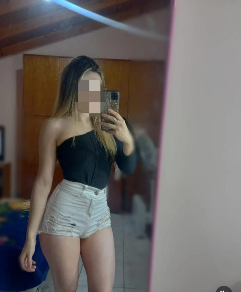 695972068: Chica busca chico en Toledo
