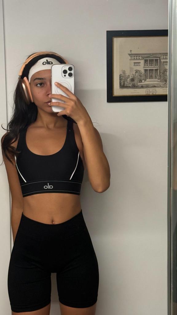 Chica busca chico en Granada: 
