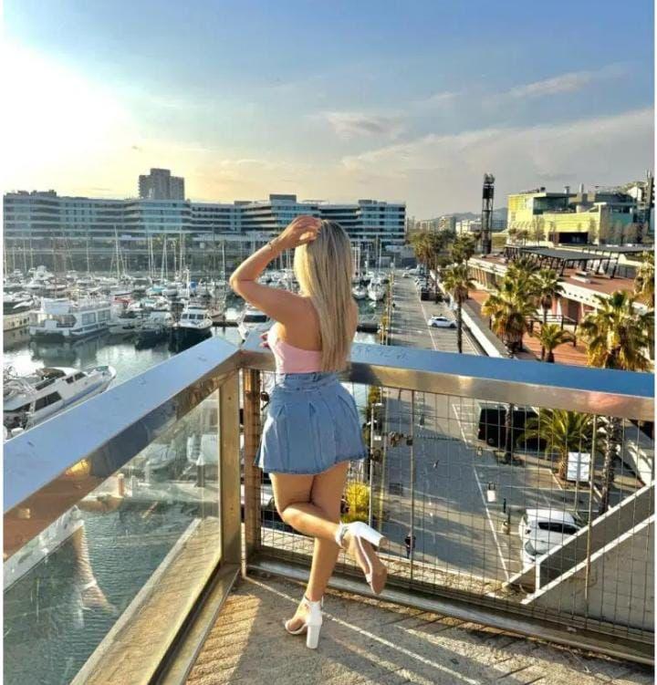624395237: Chica busca chico en Murcia