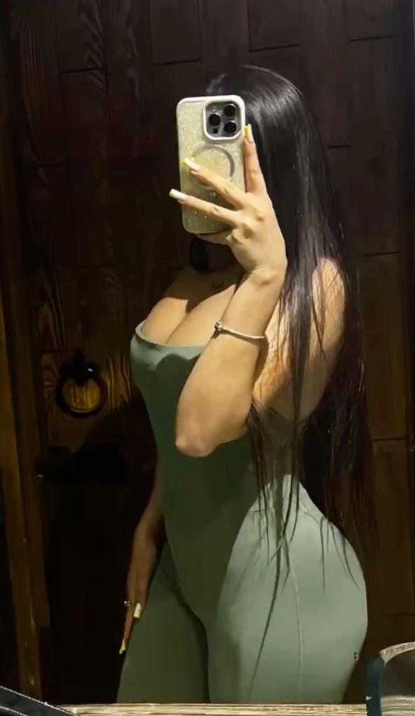Chica busca chico en Lérida: 