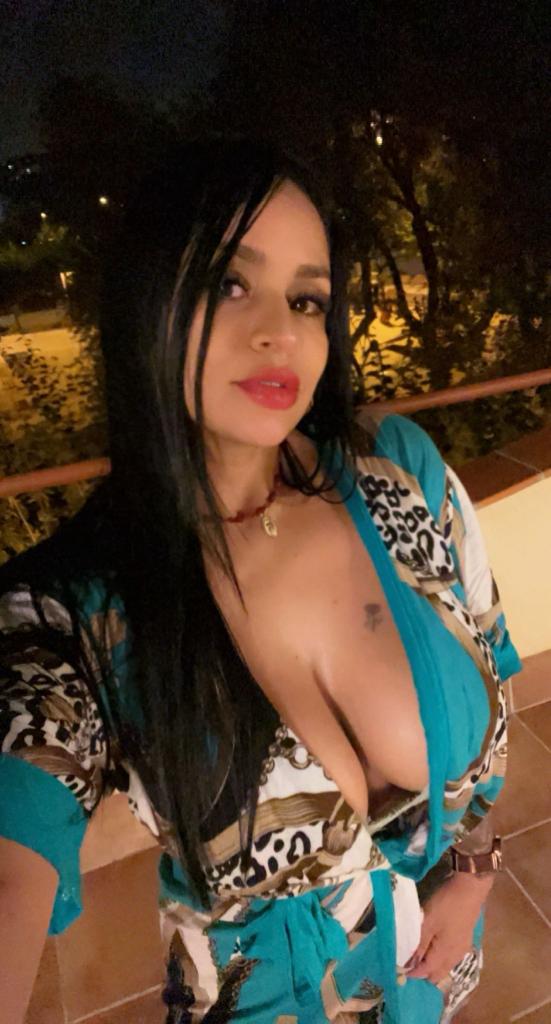 Chica busca chico en Asturias: 