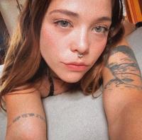 647209231: Chica busca chico en Lérida