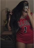 643109403: Chica busca chico en Barcelona