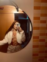 647209231: Chica busca chico en Lérida