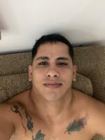 613637662: Chico busca chica en Pontevedra