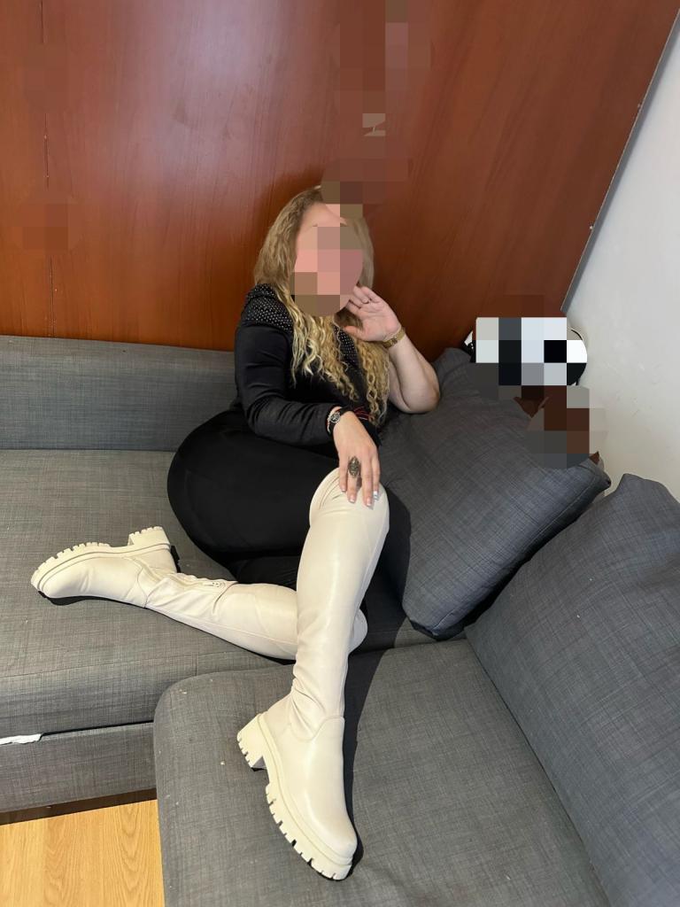 Chica busca chico en Asturias: 