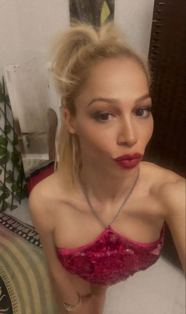 Chica busca chico en Madrid: Chica busca chico
