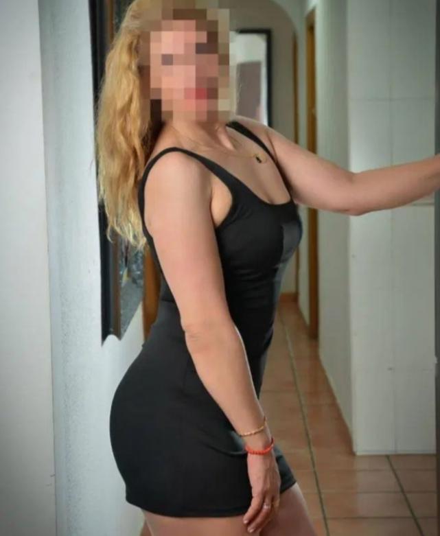 Chica busca chico en Cádiz: 