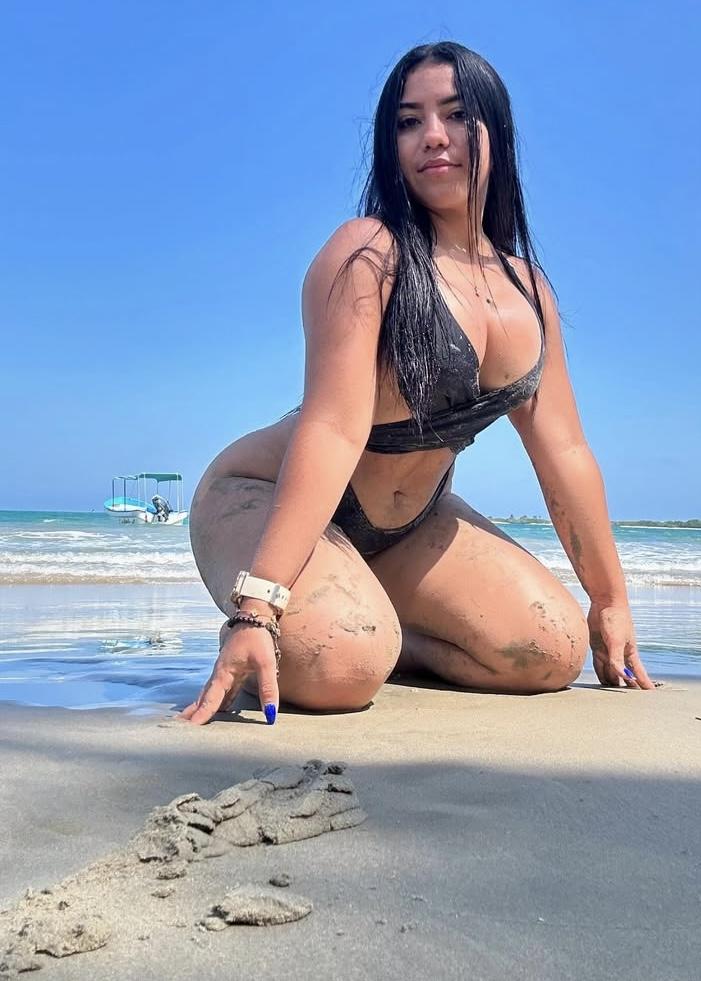 624034781: Chica busca chico en Sevilla