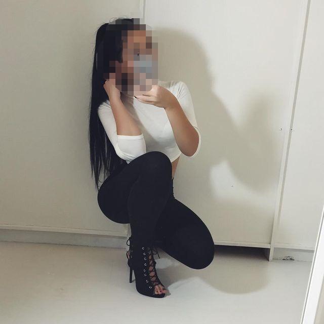 Chica busca chico en Pontevedra: 
