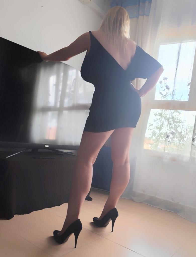 Chica busca chico en Toledo: Chica busca chico