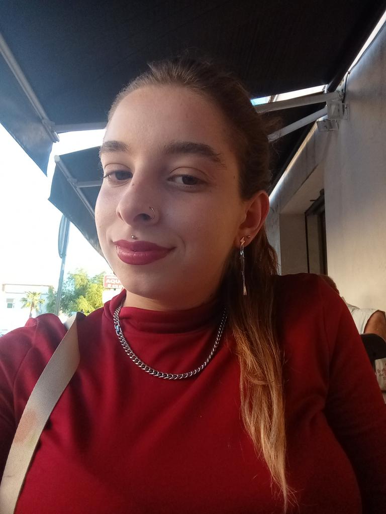 Chica busca chico en Sevilla: 