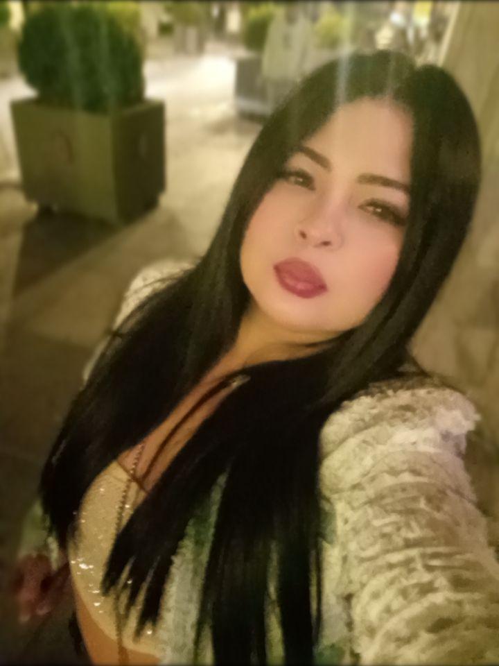 Chica busca chico en Granada: 