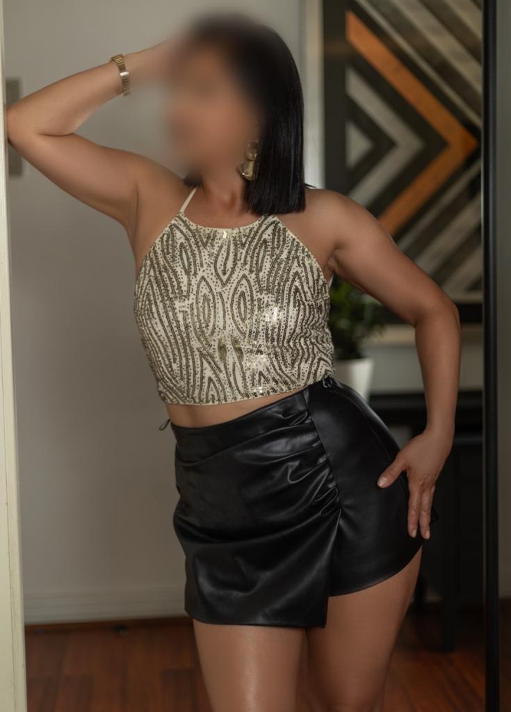 Chica busca chico en Menorca: 