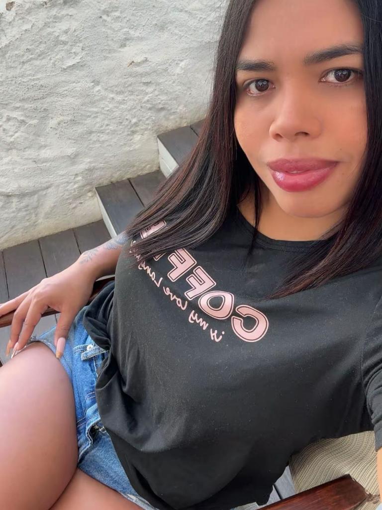 Chica busca chico en Barcelona: 