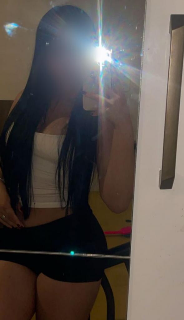 642951918: Chica busca chico en Navarra
