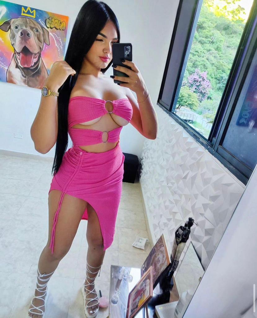 Chica busca chico en Almería: 