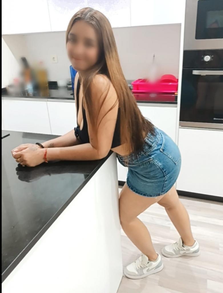 Chica busca chico en Granada: 