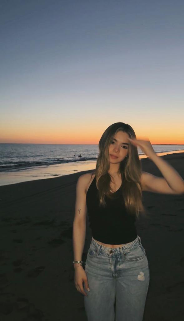 Chica busca chico en Cádiz: 