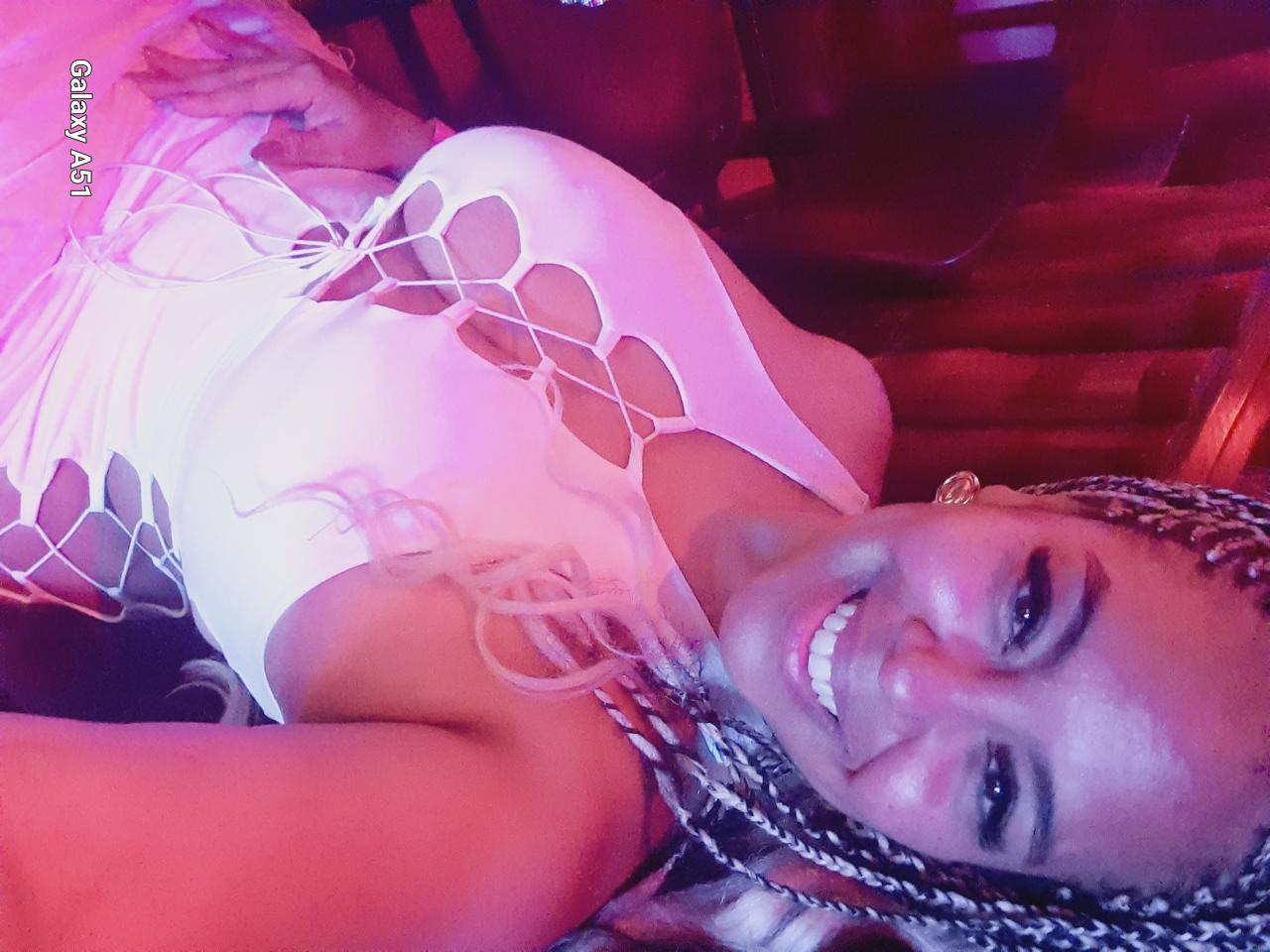 Chica busca chico en La Rioja: 