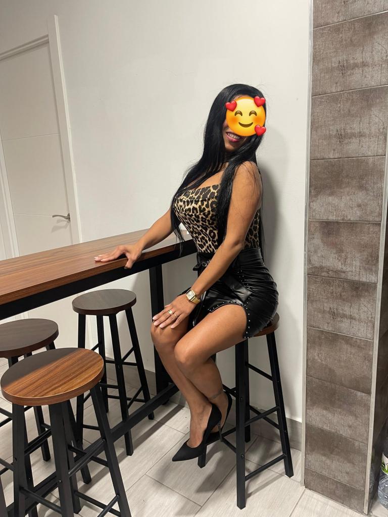 Chica busca chico en Lugo: 