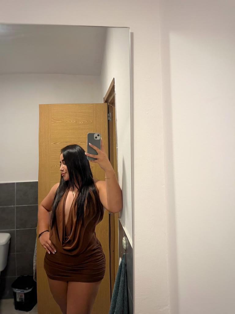 Chica busca chico en Tenerife: 