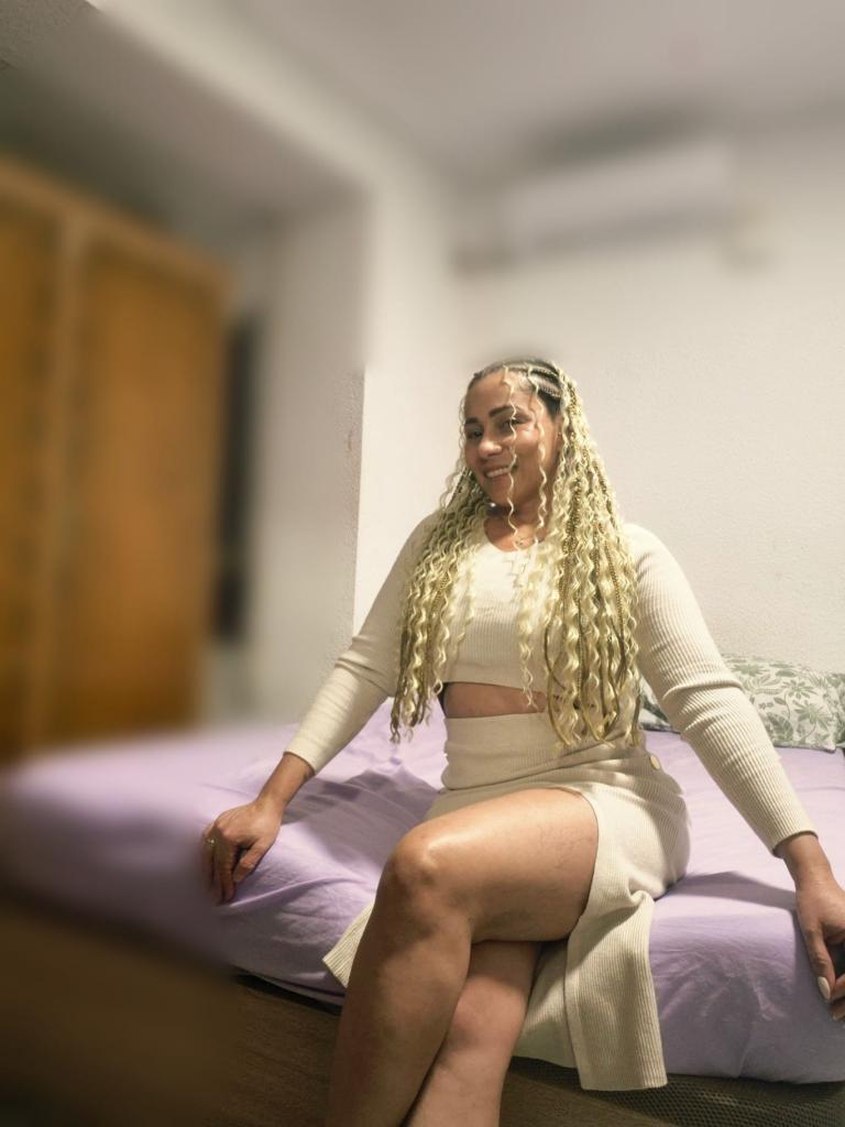 Chica busca chico en Alicante: 
