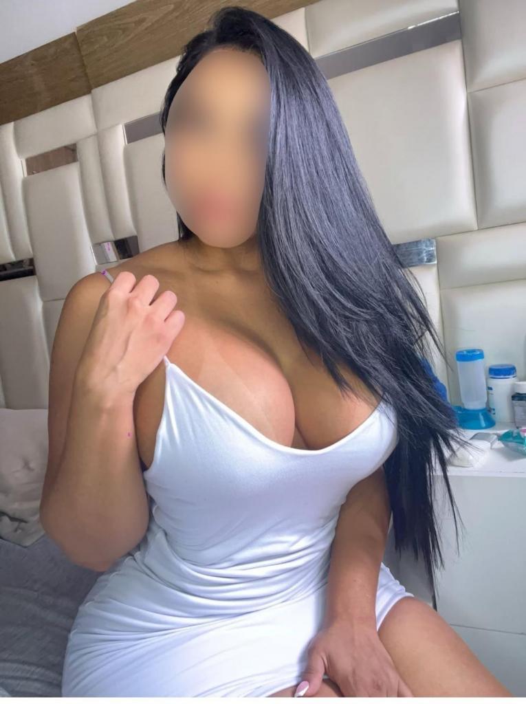 Chica busca chico en Sevilla: 