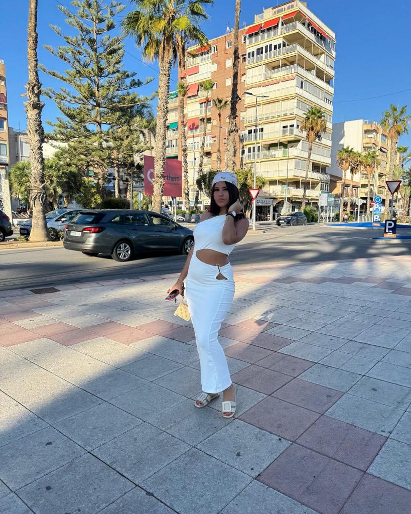 Chica busca chico en Sevilla: 