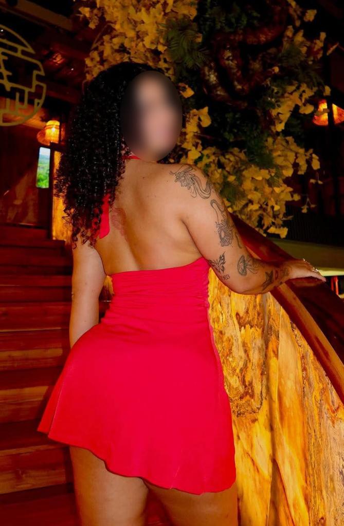Chica busca chico en Tenerife: 