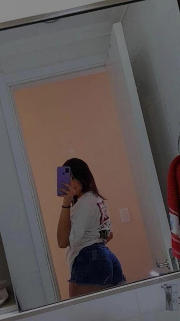 Chica busca chico en Tenerife: 
