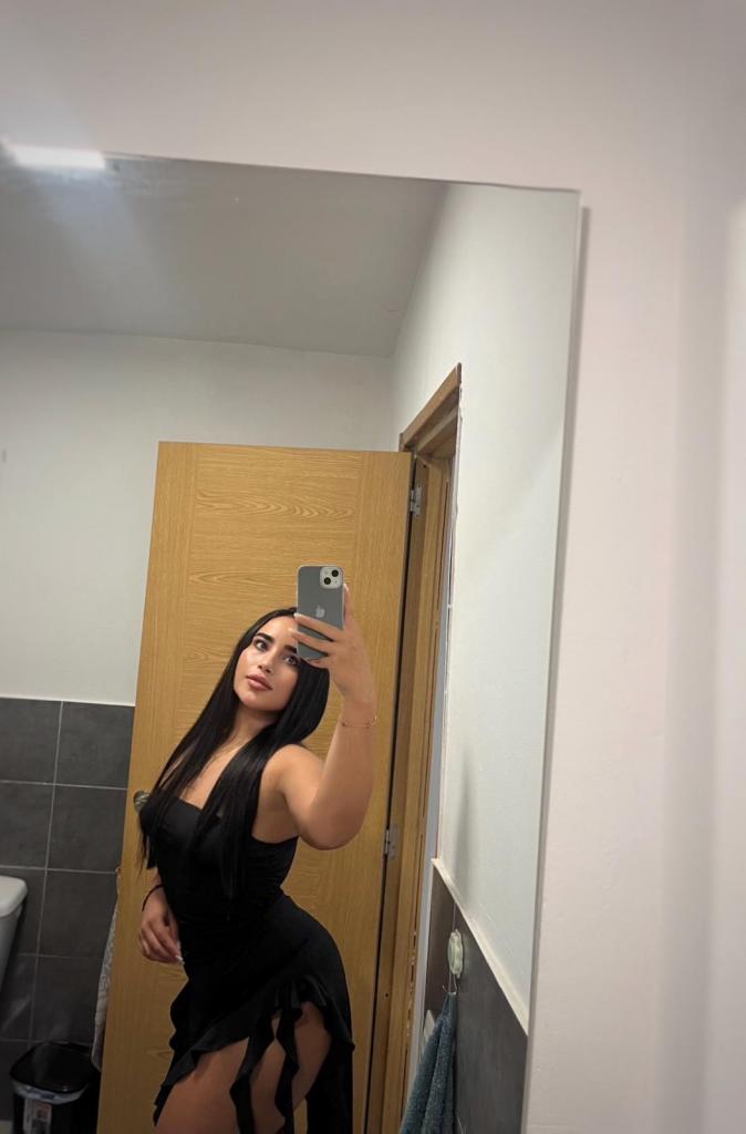 Chica busca chico en Tenerife: 