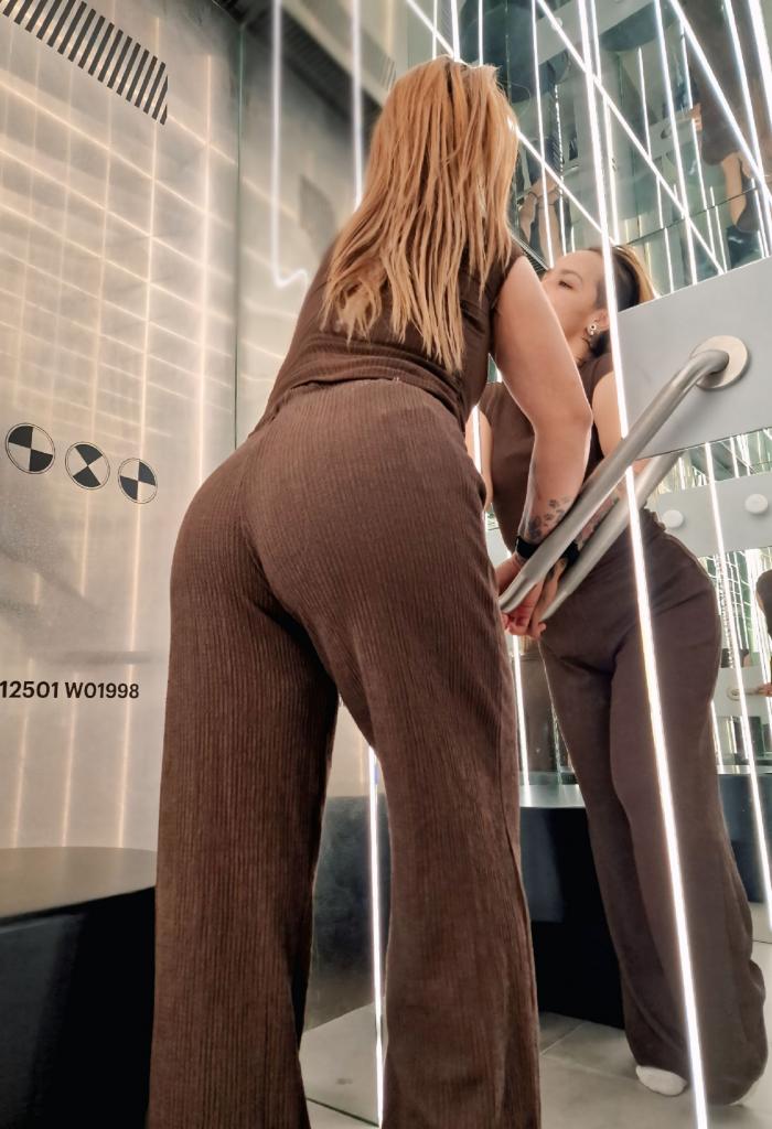 Chica busca chico en Sevilla: 