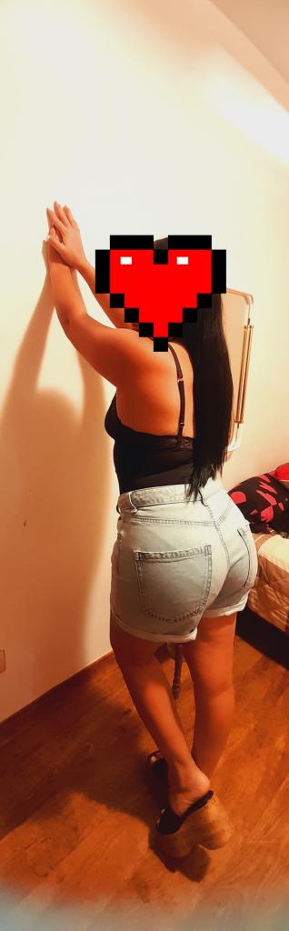 Chica busca chico en Huesca: 