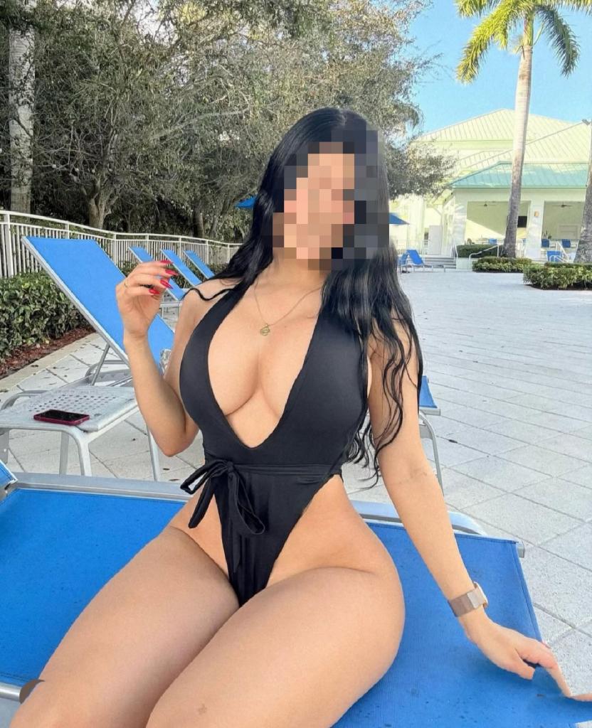 Chica busca chico en Cádiz: 