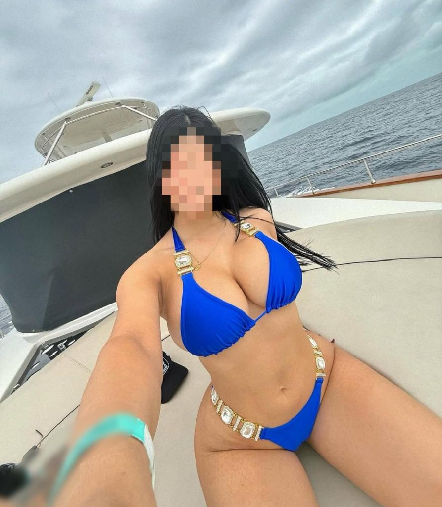 Chica busca chico en Cádiz: 