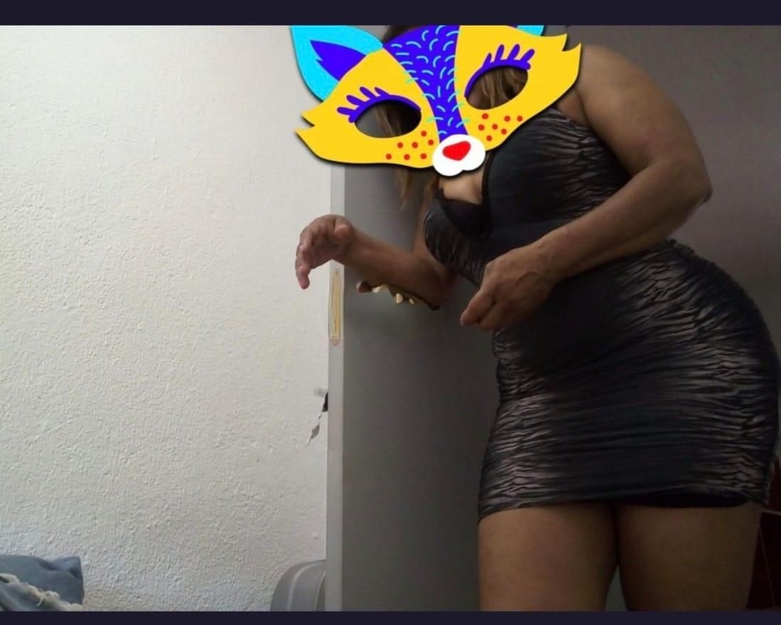 Chica busca chico en Sevilla: 