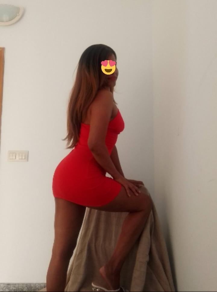 Chica busca chico en Tenerife: 