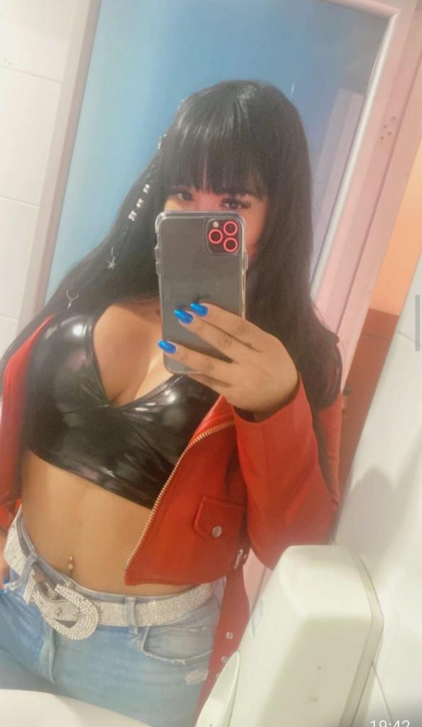 Chica busca chico en Tenerife: 