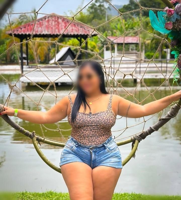 613336767: Chica busca chico en La Coruña