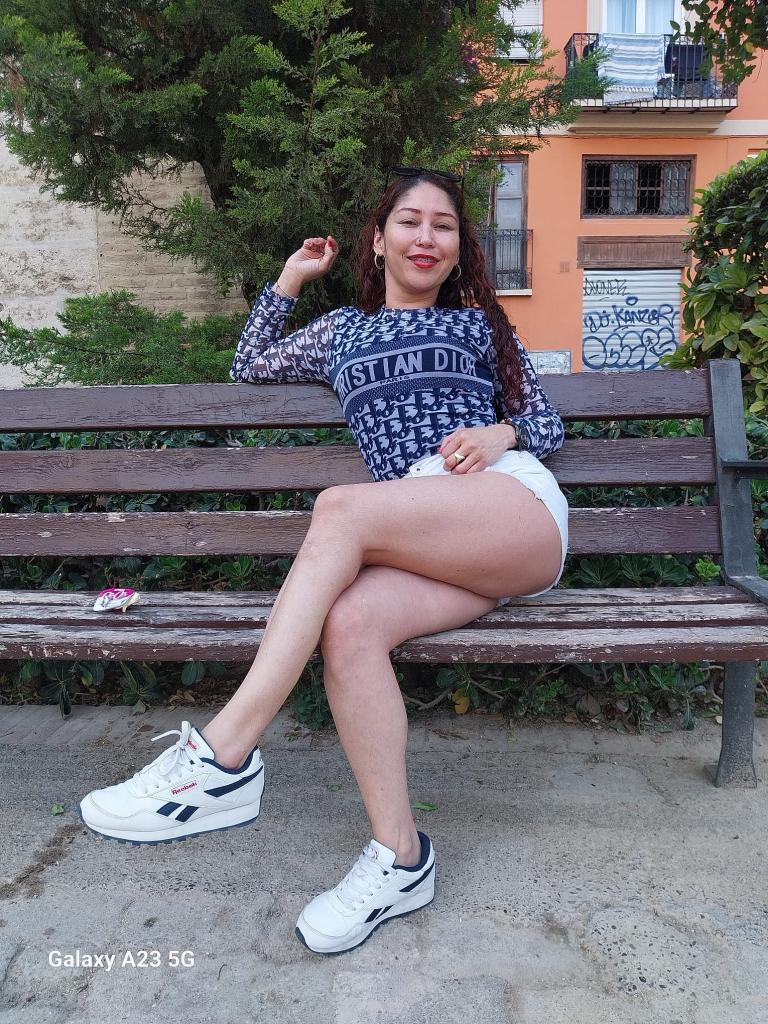 Chica busca chico en Valencia: 