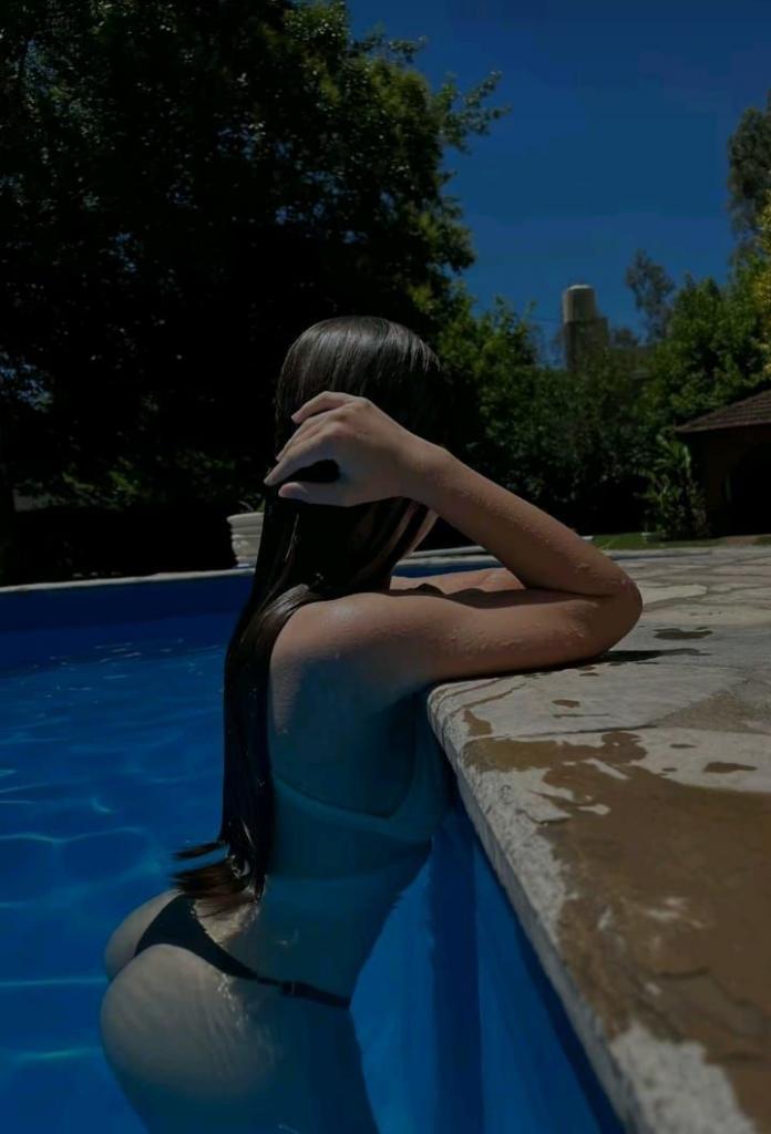 Chica busca chico en Tenerife: 