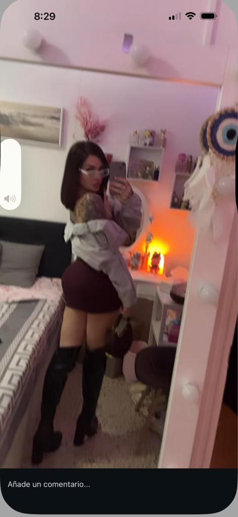 Chica busca chico en Barcelona: 